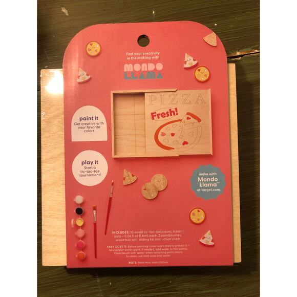 Mondo Llama NWT Paint Your Own Tic-Tac-Toe Kit Pizza - Picture 3 of 3